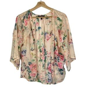 Express Cream & Pink Floral Short Sleeve Kimono XS